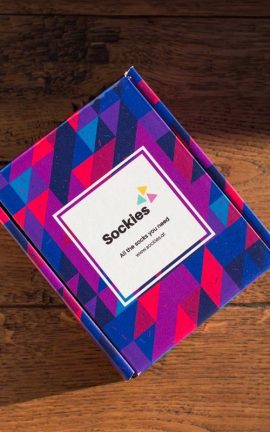 Geschenkbox fuer bunte Socken
